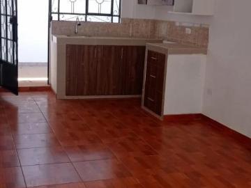 Vendo Preciosa Casa que incluye departamentos en Urb Vipol de Naranjal SMP
