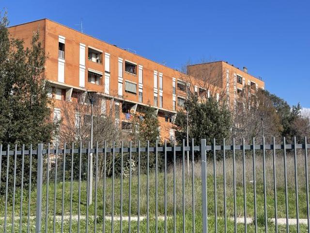 VENDO QUADRILOCALE CASAL MONASTERO ROMA