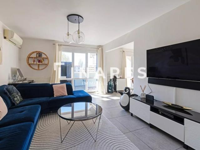 VENDOME LIFE Appartement T5 de 94 m2 balcons 13012
