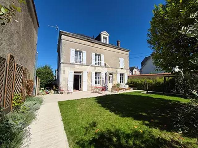 Vendôme 41100 Achat / Vente maison 7 pièces t7 au dernier étage cave