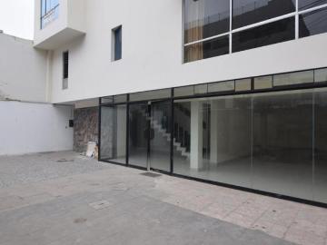 Vendo/Alquilo casa de 3 niveles de 426m² cerca al Parque Olivar