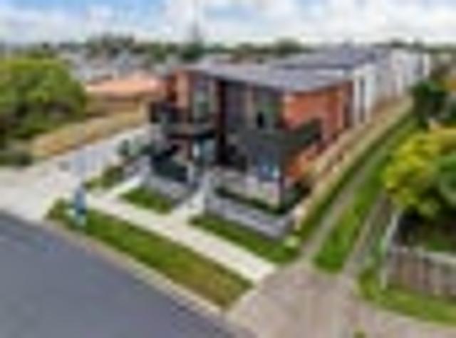 Vendor Demands Result 11 x Residential Tenanted