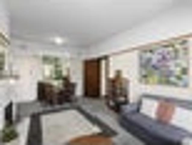 $75,000 below last sale in complex!