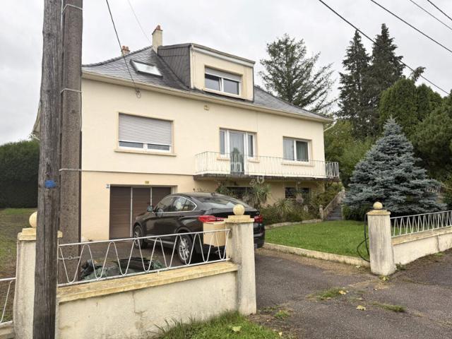 Vends à Boulay, une grande maison familiale de 6 chambres