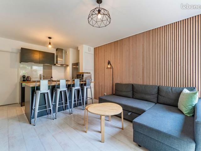 Vends appartement 42m² Bordeaux Bassins à Flot
