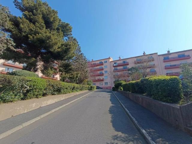 Vends appartement T3, 2 chambres possibilité 3 chambres, en