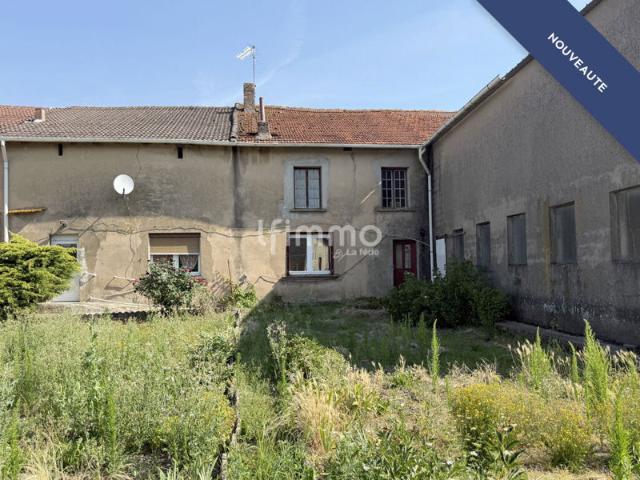 Vends corps de Ferme à Guirlange Gomelange