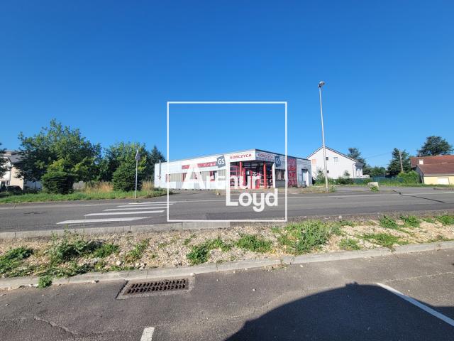 Vends bâtiment 320m2 à TAILLECOURT