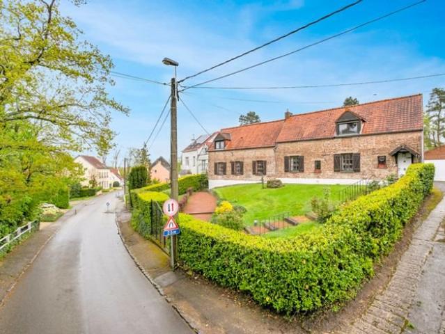 VENDU* Bourgeois – Maison COUP DE CŒUR de +/ 230 m2 à r