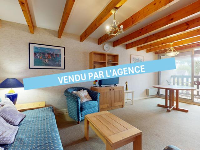 VENDU CARNAC APPARTEMENT T3 AVEC BALCON ET CAVE A 300