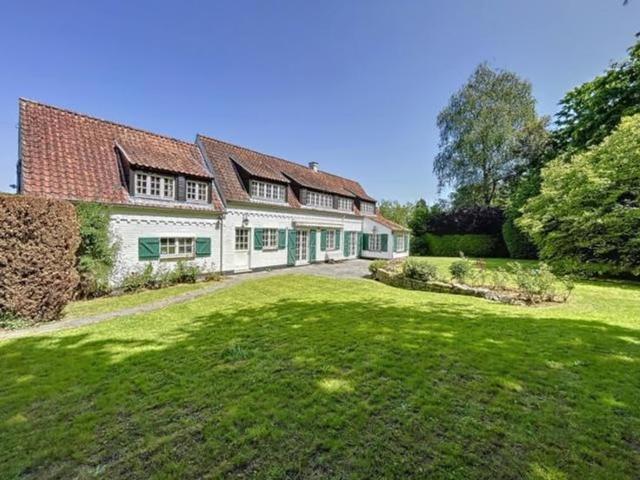 Vendu* Hameau de Froidmont Villa à rénover +/ 210 m