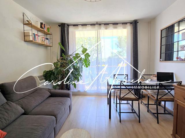 Vendu loué Appartement T3 + cave Résidence sécurisée à Salon de provence