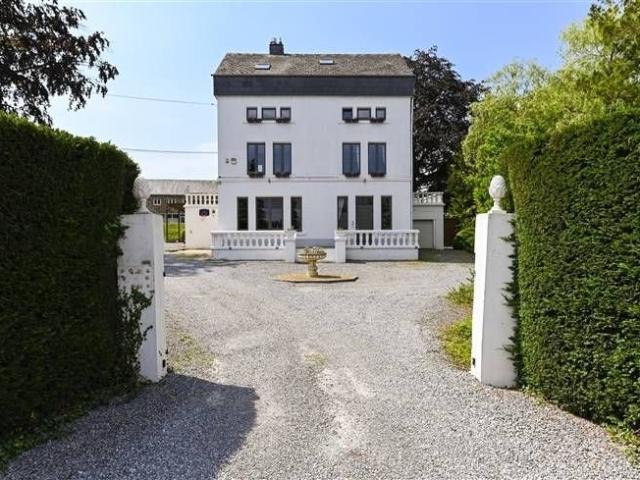 VENDU ! Maison de Maître 10 chambres et 2 parcelles à bâtir