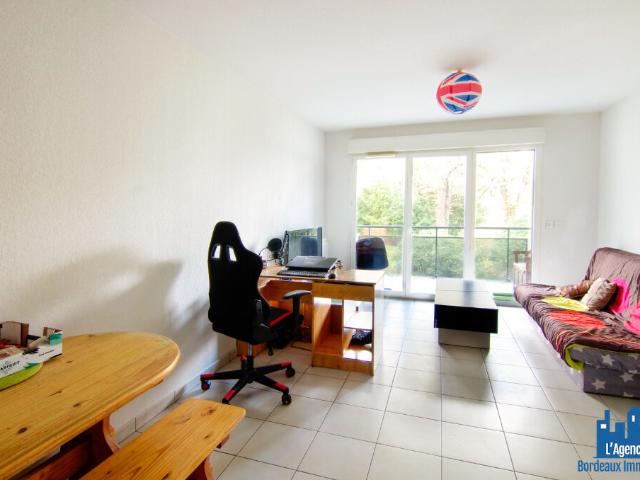 VENDU PAR L'AGENCE ! FLOIRAC APPARTEMENT TYPE 2 DE 46 M2 AVEC TERRASSE + PLACE DE PARKING EN SOUS SOL. Michaël VIGIER 06.70.29.94.95