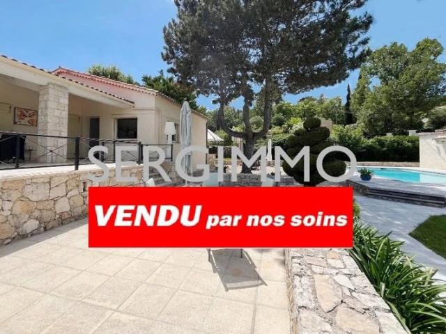 VENDUE PAR NOS SOINS Villa Fayence 5 pièce s 195 m2