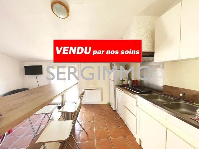 VENDUE PAR NOS SOINS Maison de village Montauroux 3 pièce s 111