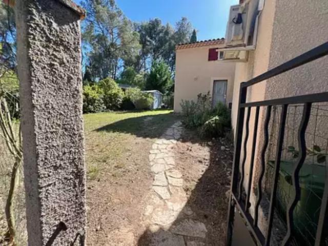 Venelles 13770 Location appartement 1 pièce t1