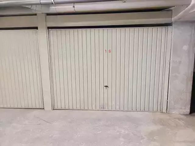 Venelles 13770 Location parking