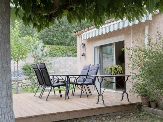 Venez découvrir cette belle villa 4 faces au calme