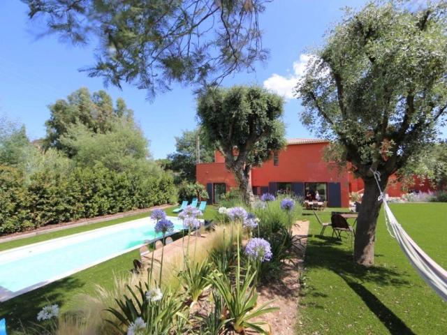 Venez découvrir cette superbe villa méditerranéenne de 177 m. 177m² Grimaud
