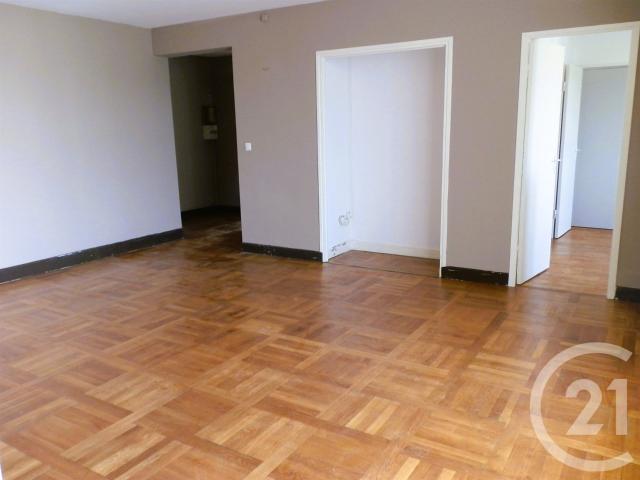 Venez découvrir ce bel appartement spacieux et lumineux situ. 96m² Bagnols sur Cèze