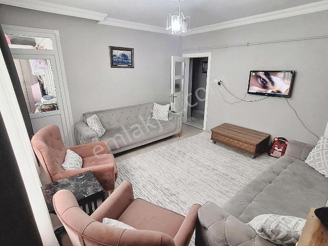 Venezia Awm'e Yürüme Mesafesi Ara Katta Full Eşyalı 2+1 Kiralık