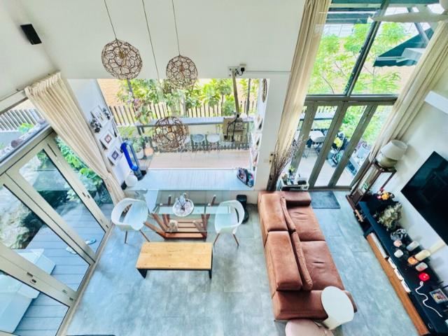 Venezio Apartment For Sale, $2,420,000, 2 Bed 2 Bath 1,227 sqft $1,972.00 psf