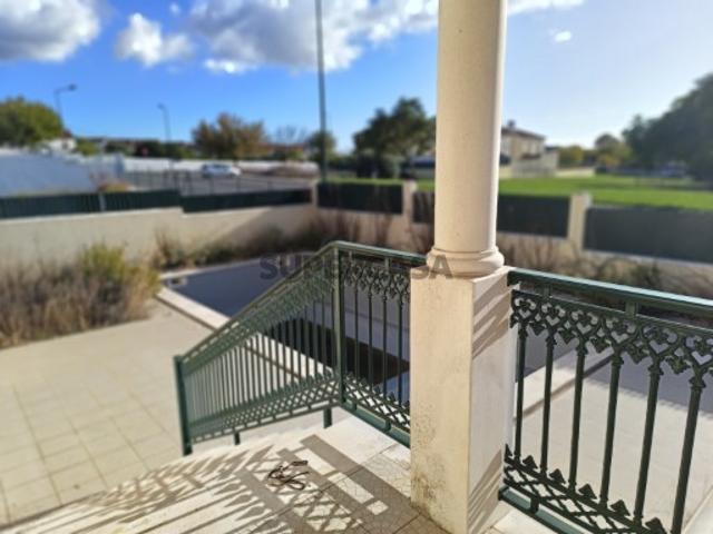 Moradia V6 4 Suites Piscina Atalaia Montijo