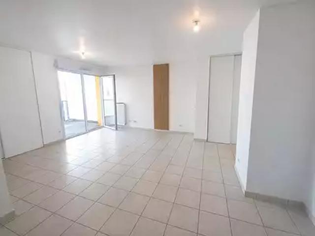 Vénissieux 69200 Achat / Vente appartement 2 pièces t2 parking