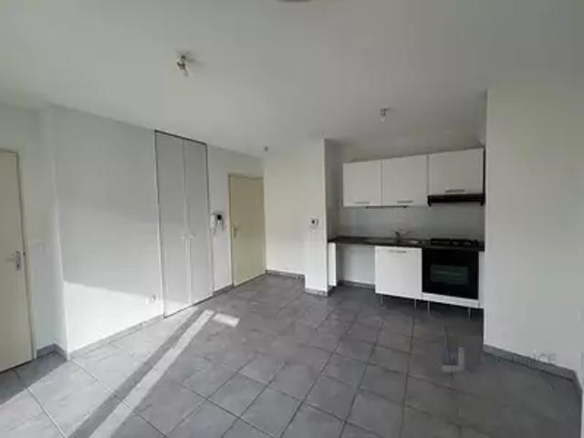 Vénissieux 69200 Achat / Vente appartement 2 pièces t2 parking