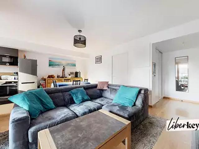 Vénissieux 69200 Achat / Vente appartement 3 pièces t3 au dernier étage balcon