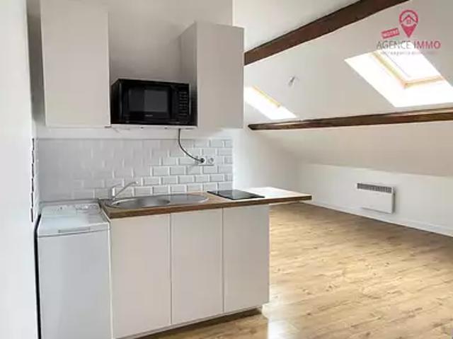 Vénissieux 69200 Location appartement 2 pièces t2 au dernier étage