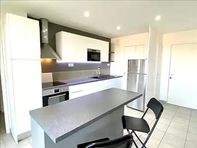 Vénissieux 69200 Location appartement 2 pièces t2 terrasse