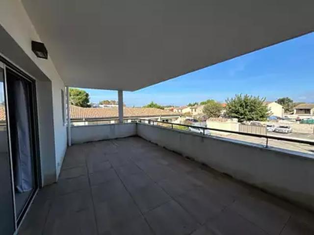 Vedène 84270 Location appartement 2 pièces t2 terrasse