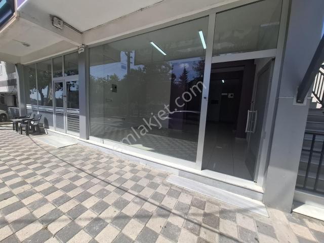 Vefa Gayrimenkuk Çayırova Özgürlükte Kiralık Dükan
