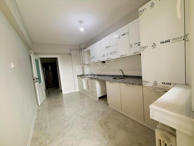 Vefa Koçhan'dan Batıkent Mh. Çaykent Sitesinde 125m2 3+1 Kiralık