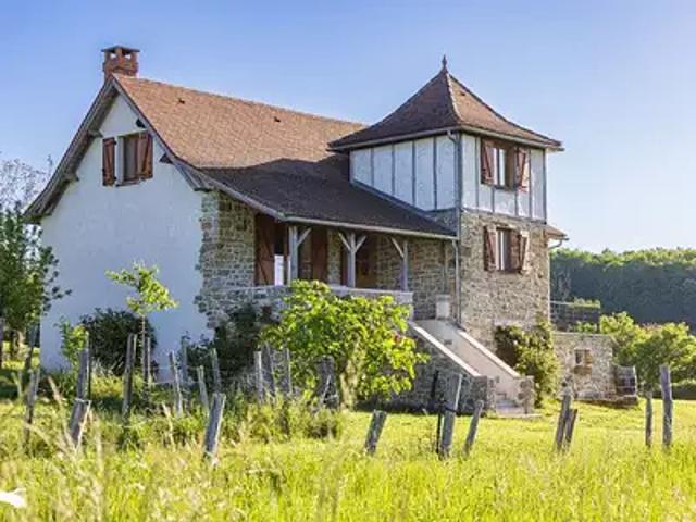 Végennes 19120 Achat / Vente maison 6 pièces t6 parking