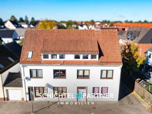 Vegesack | Mehrfamilienhaus mit Gewerbe, Garagen und großem Grundstück