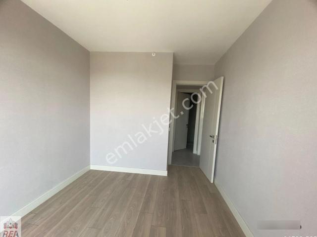 Velüx Ankara'da Muhteşem Manzaralı Büyük Tip 2+1