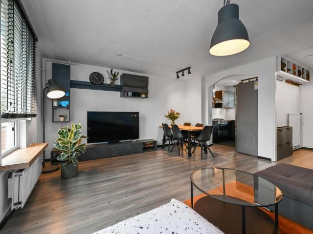 Veldstraat, Wethouder In't Veldstraat, Noord Holland, Amsterdam, Noord Holland 1107AX