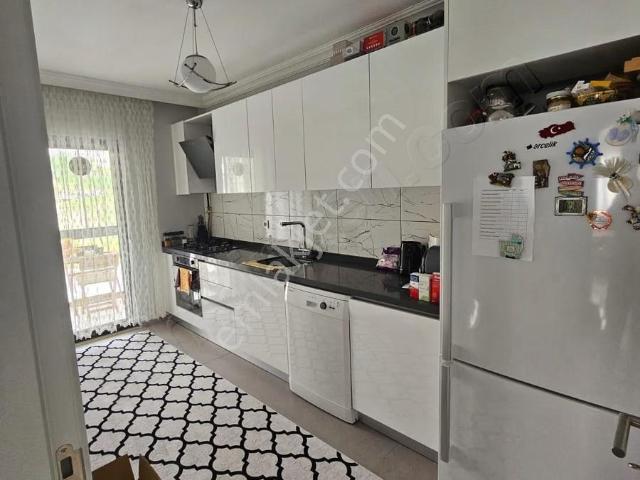 Velibaba Mah Ferah Arakat Site İçi Balkonlu Lüx 2+1 Daire