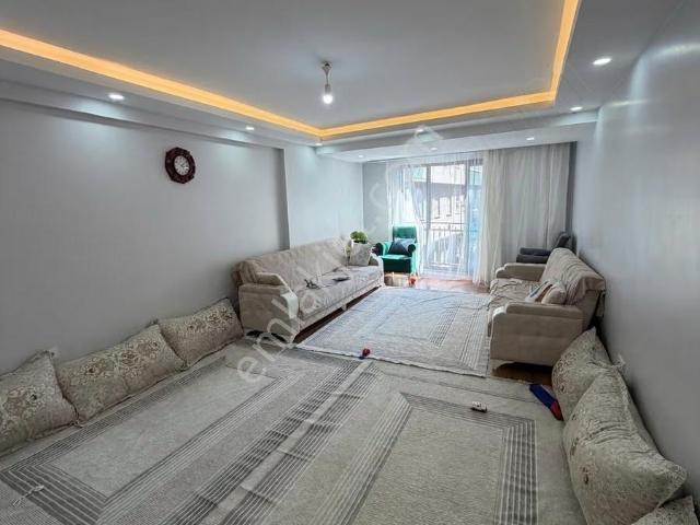 Veliefendi Mah Satılık 2+1 95 M2 Daire 2 Yıllık Binada