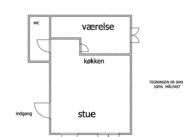 Velindrettet 2 værelses med 8 m2 terrasse – renoveret og med opvaskemaskine/vaskemaskine tæt på indkøb