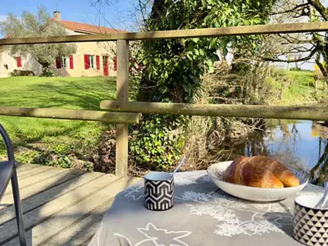 Vélines 24230 Achat / Vente maison 8 pièces t8 au dernier étage piscine