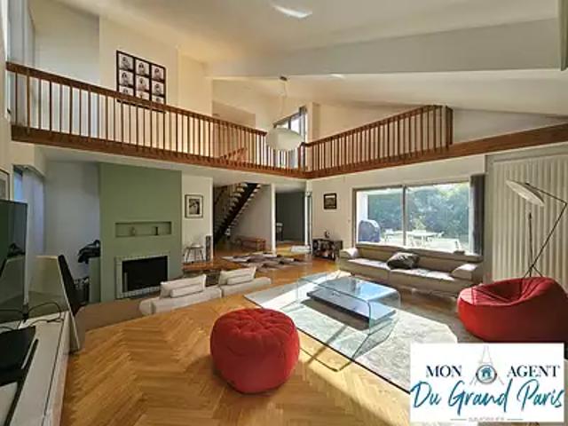 Vélizy Villacoublay 78140 Achat / Vente maison 8 pièces t8 terrasse