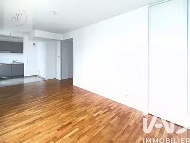 Vélizy Villacoublay 78140 Achat / Vente appartement 1 pièce t1 au dernier étage parking