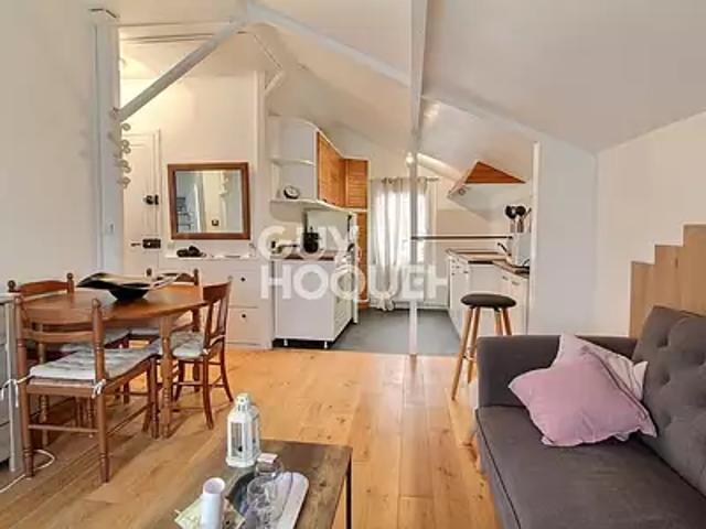 Vélizy Villacoublay 78140 Location appartement 2 pièces t2 au dernier étage