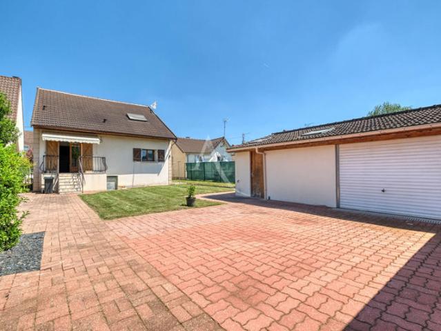VERT GALANT maison Tremblay En France 6 pièces 125.8 m2 et dépendance