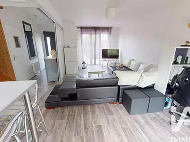 Vert Saint Denis 77240 Achat / Vente maison 4 pièces t4 parking