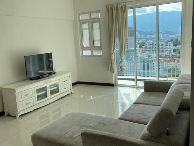 Vertiq Condominium For Rent